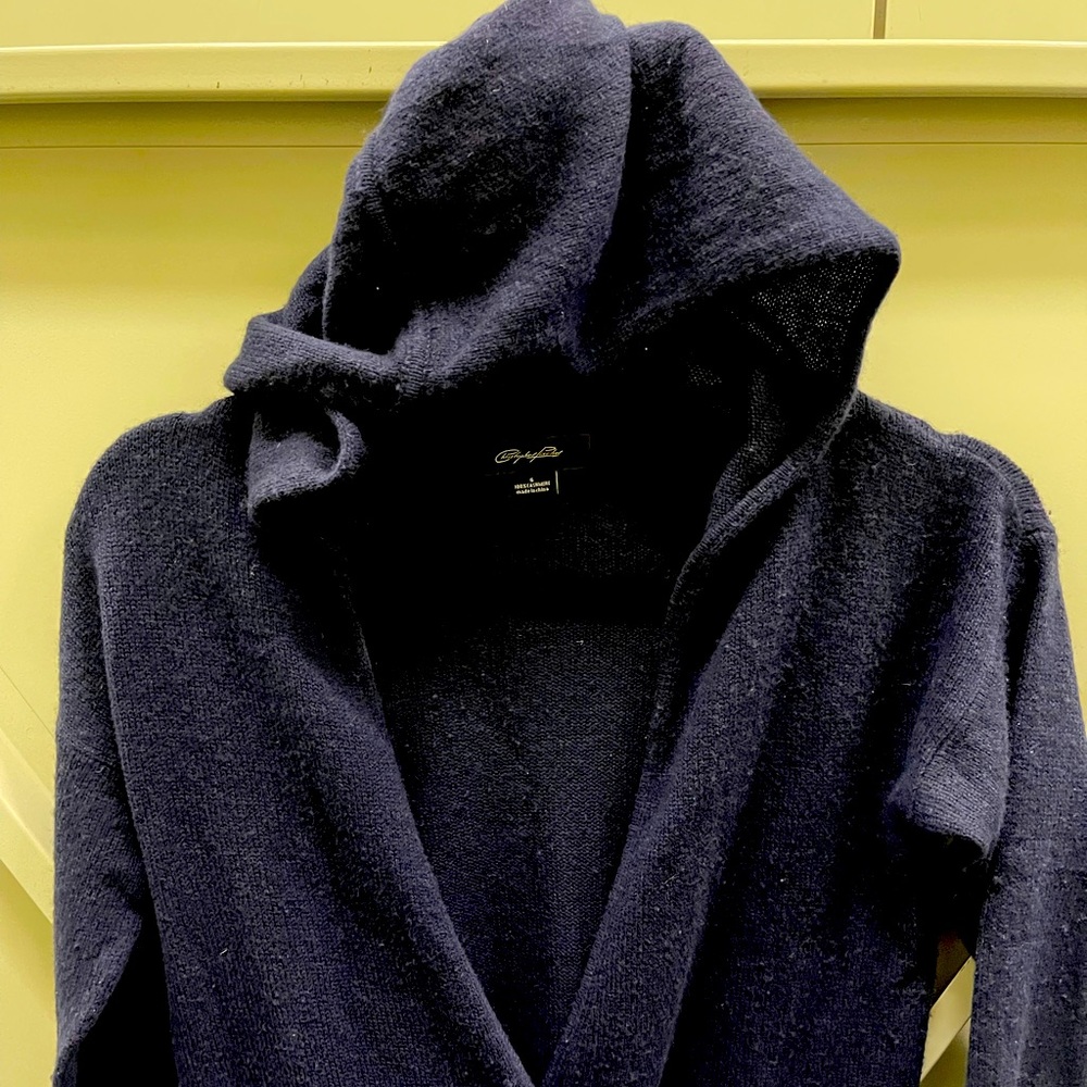 Deep navy cashmere hoodie sweater.
